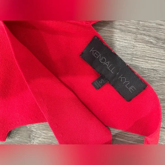 Kendall & Kylie Vibrant Red Dress - Picture 5 of 5